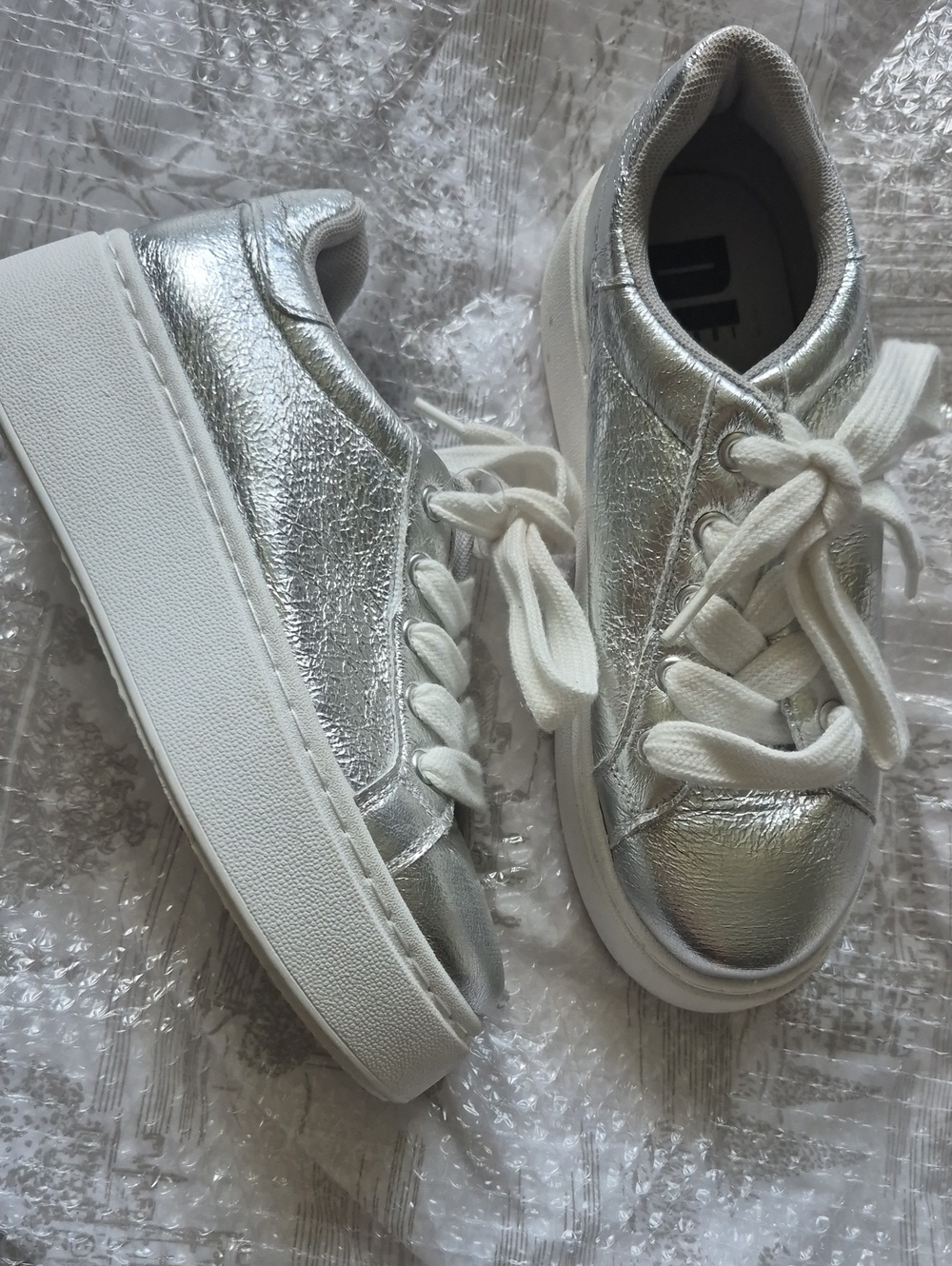 Dirty Laundry 1990 Silver Metallic Platform Sneakers